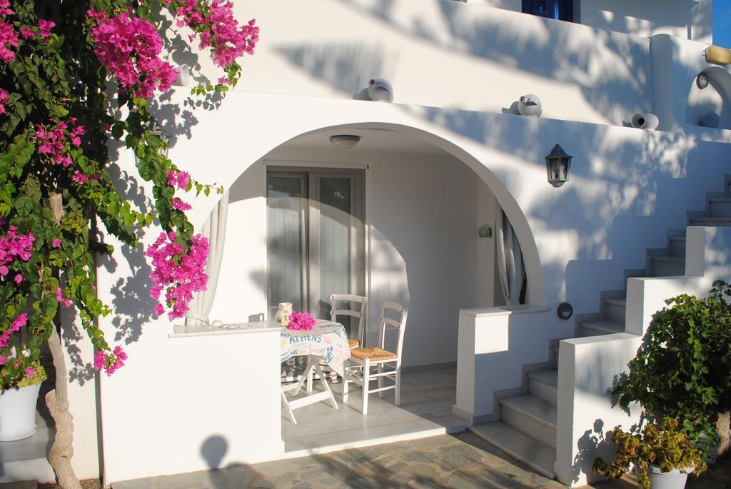 Maroussa Studios Agia Anna  Buitenkant foto