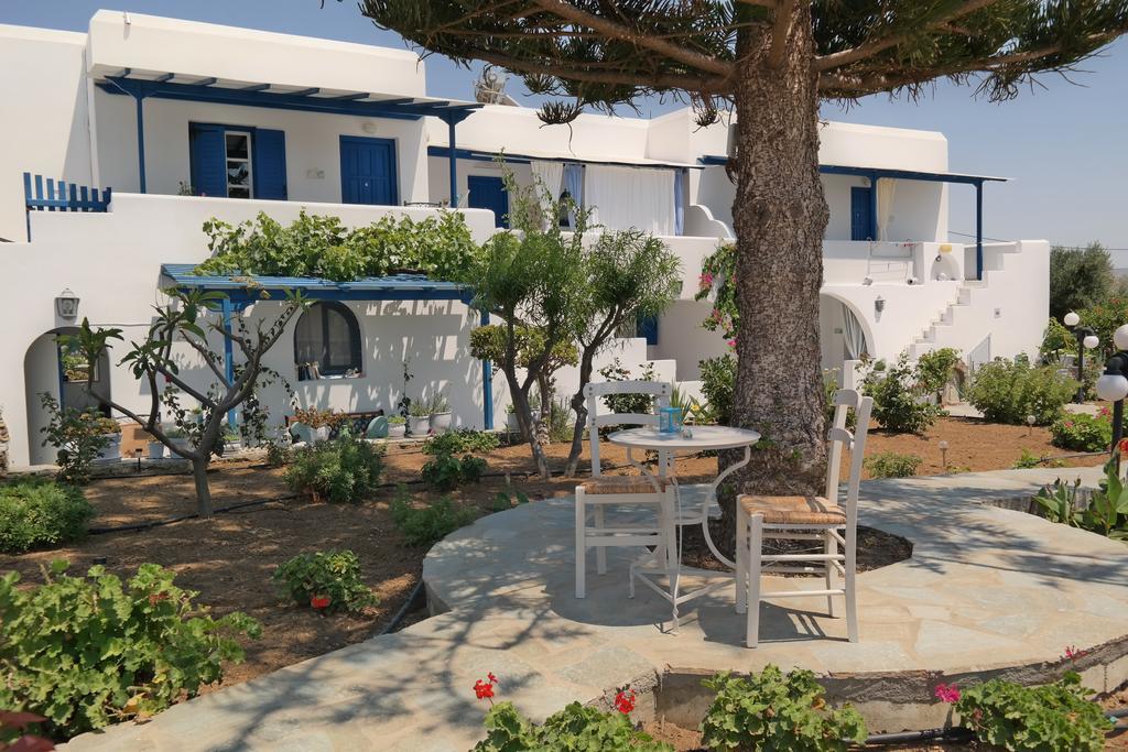 Maroussa Studios Agia Anna  Buitenkant foto