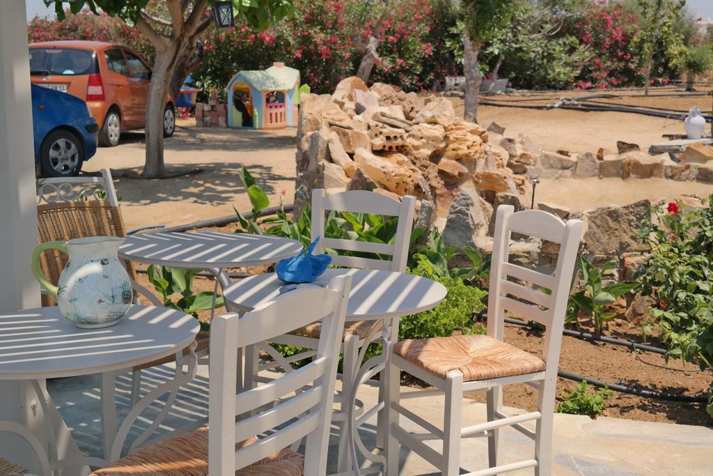 Maroussa Studios Agia Anna  Buitenkant foto
