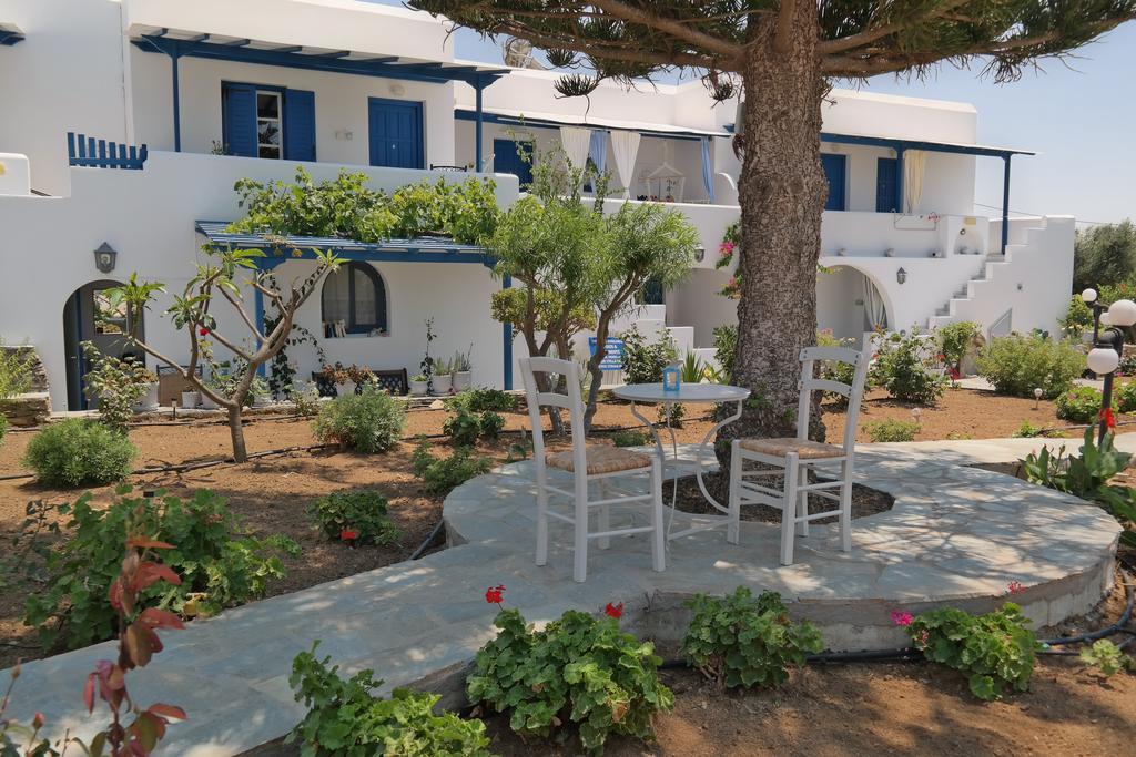Maroussa Studios Agia Anna  Buitenkant foto